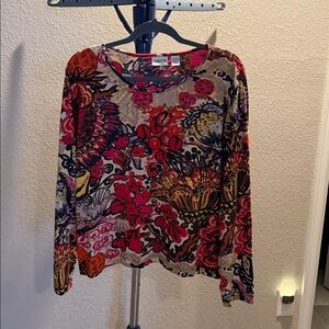 Chico's Vibrant Red and brown earth tones fall like  Abstract Top. Size 3